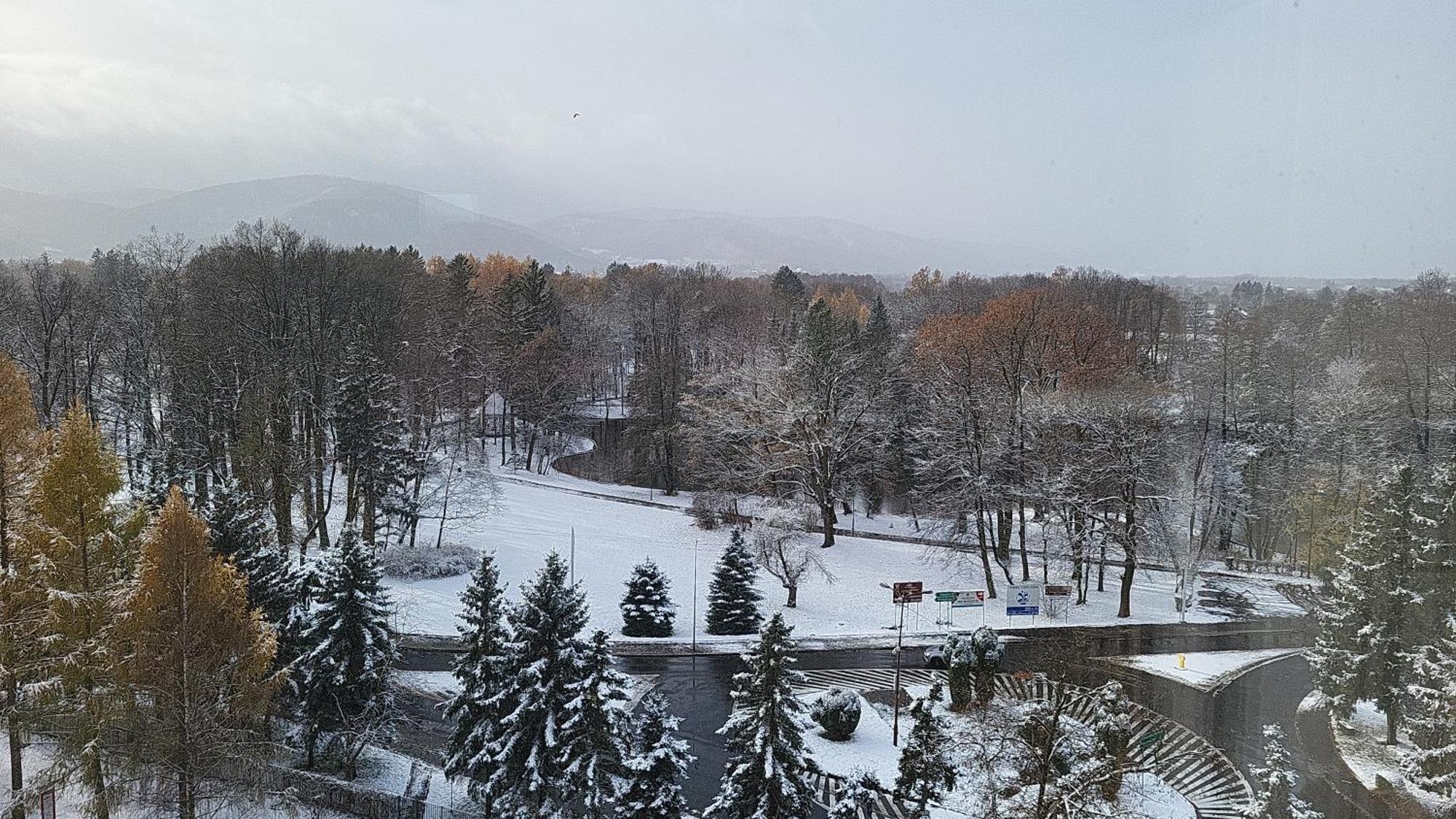 Elizjum Apartament Nad Termami Cieplice Jelenia Gora Exterior photo